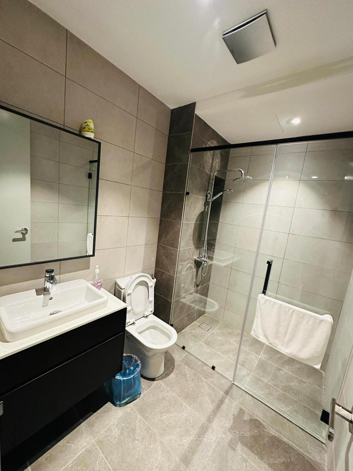 Lavender Residential At Axon Bukit Bintang By Taheeens Pangsapuri *