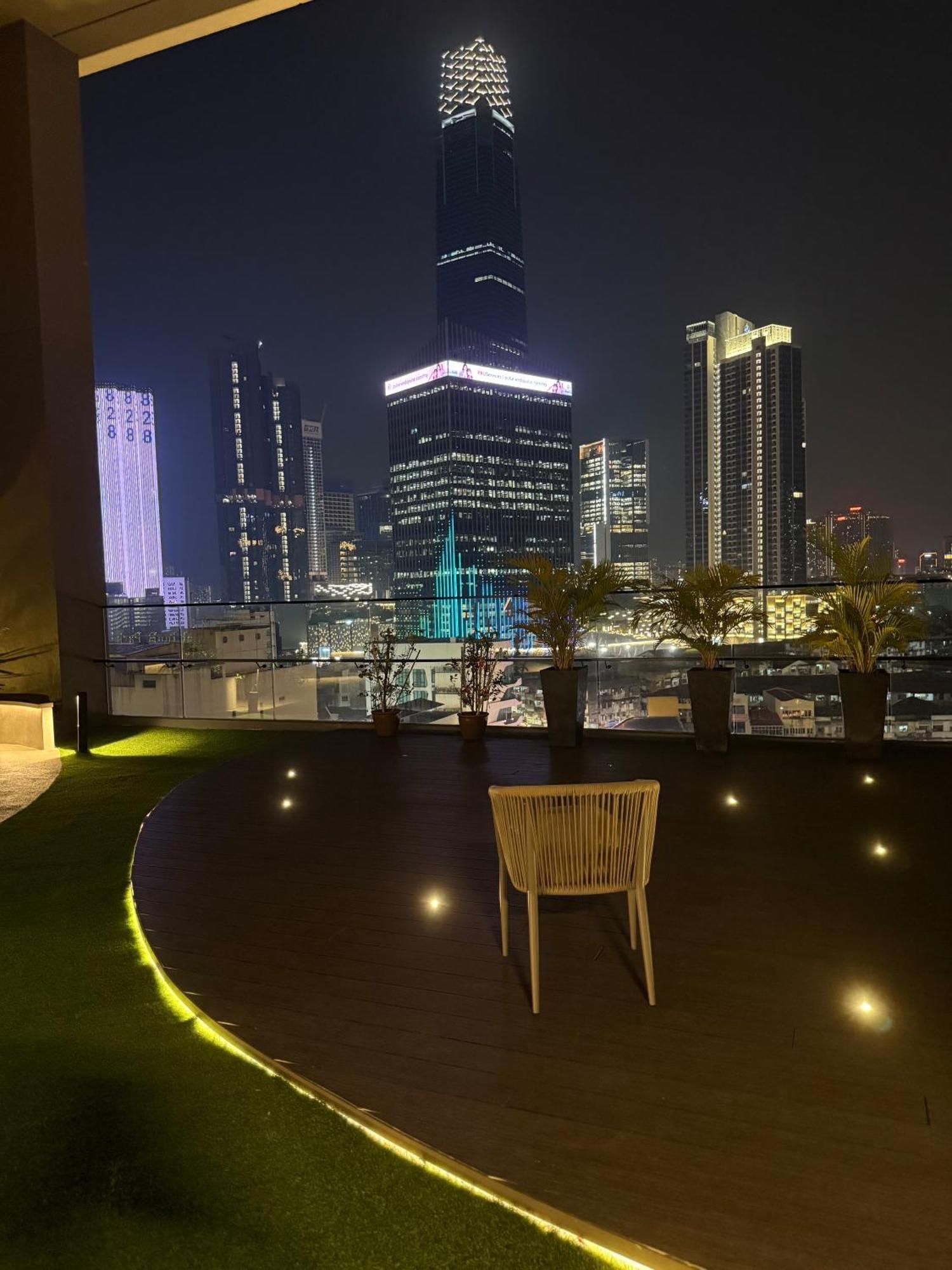Lavender Residential At Axon Bukit Bintang By Taheeens Apartment Kuala Lumpur